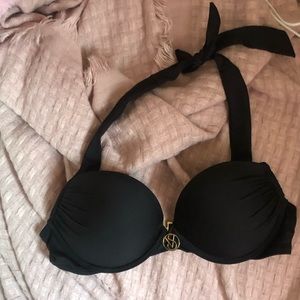 Victoria’s secret top bombshell black